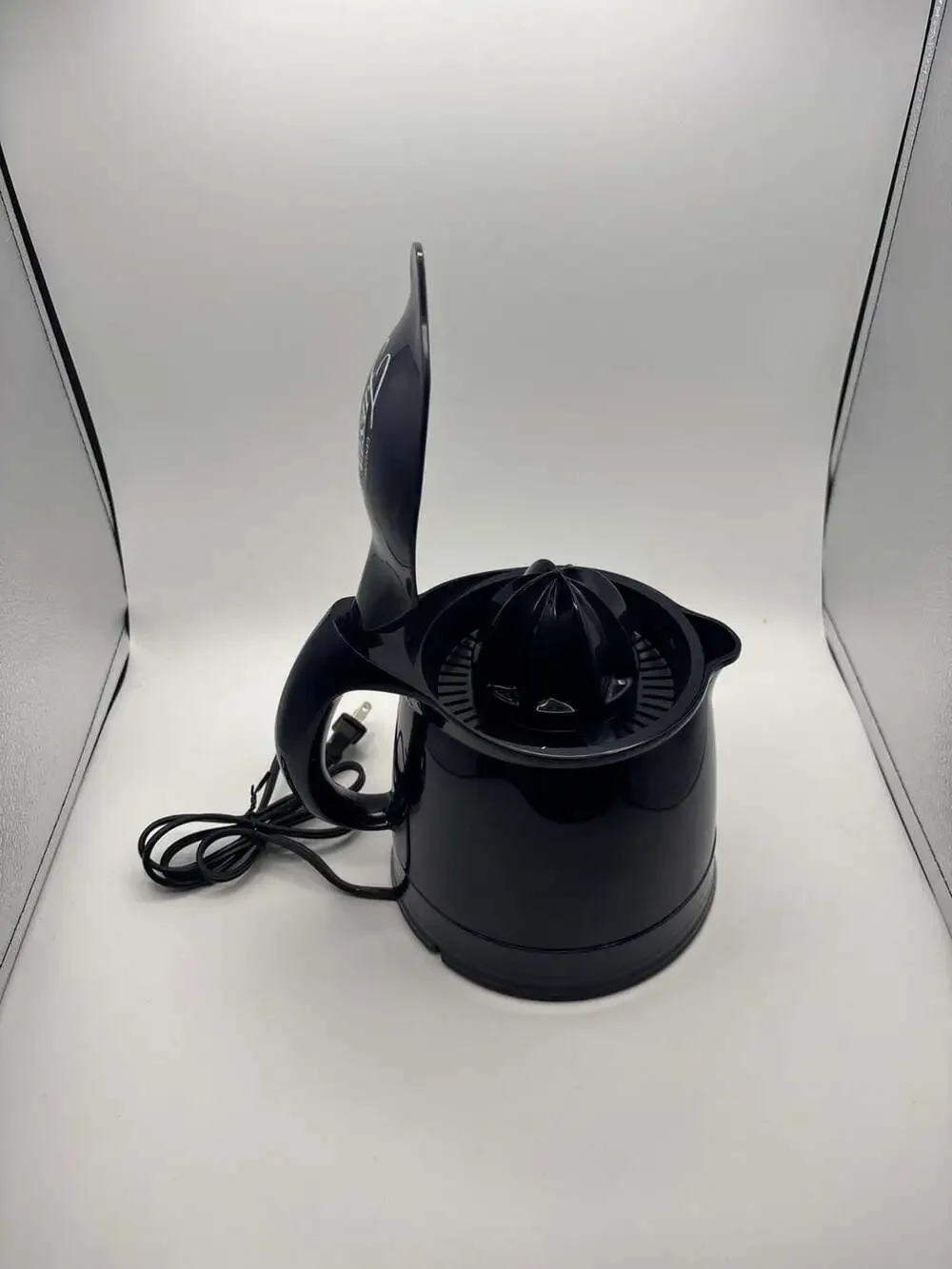 Fiesta Cobalt Blue Electric Citrus Juicer Model CJ-110C